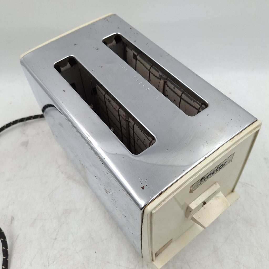 Proctor TJ3 Series 47F 2-Slice Toaster - Vintage Chrome & Cream - Made in USA - 220-240V - Pre-Owned