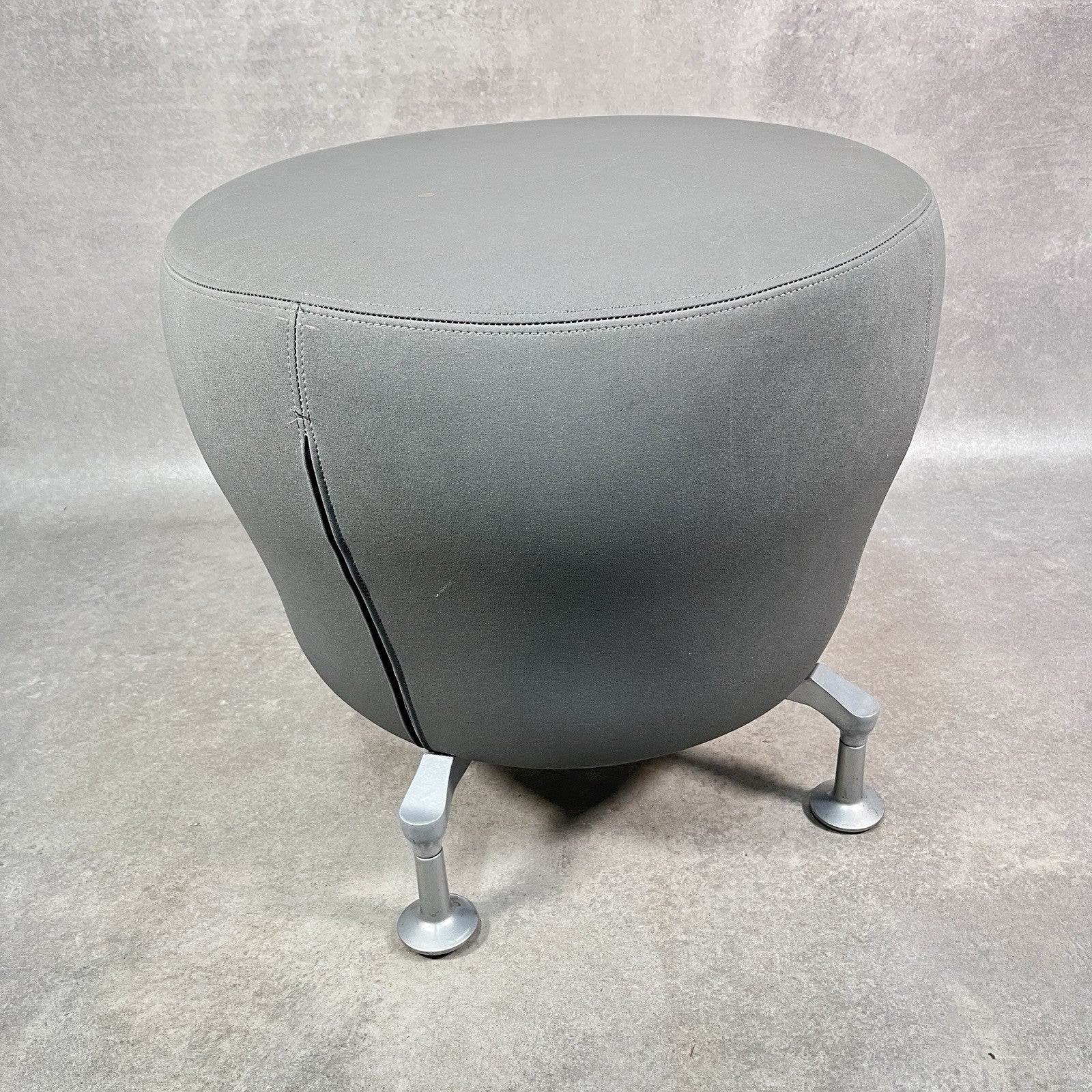 Orangebox POINT-S Soft Seating Ottoman | Grey Fabric | Aluminium Legs | 2012 | Used | UK Made