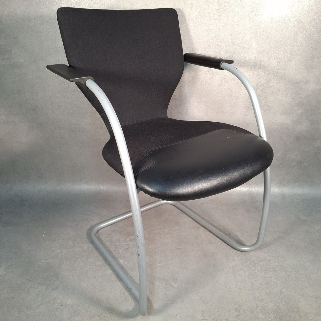 Orangebox X10-CA Cantilever Chair Black Fabric Office/Meeting Chair – UK Made