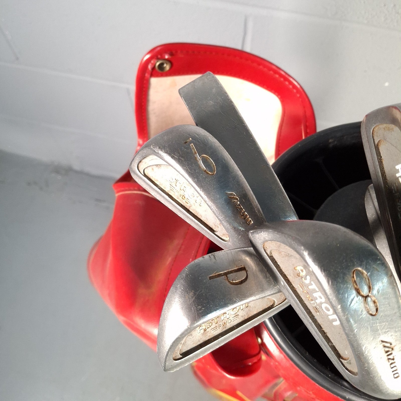 Mizuno Astron FWD Irons 3 4 5 6 8 9 + P & S RH Golf Clubs RH With Retro Bag