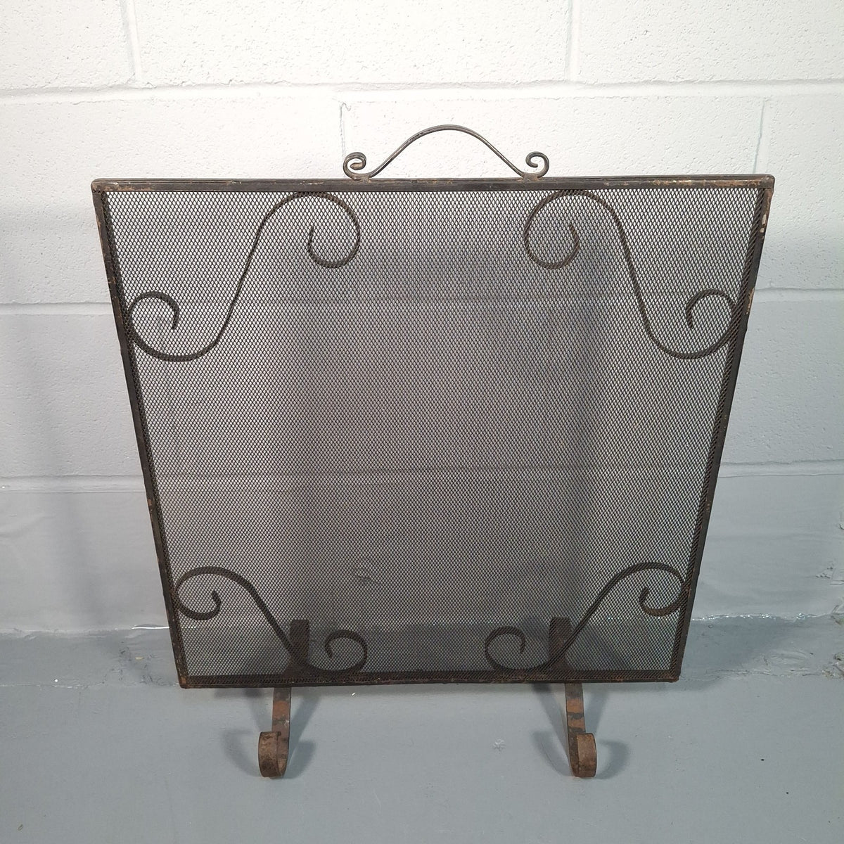 Vintage Wrought Iron Fire Spark Guard Screen with Scroll Decoration – Dark Bronze, 63cm x 58cm | Used