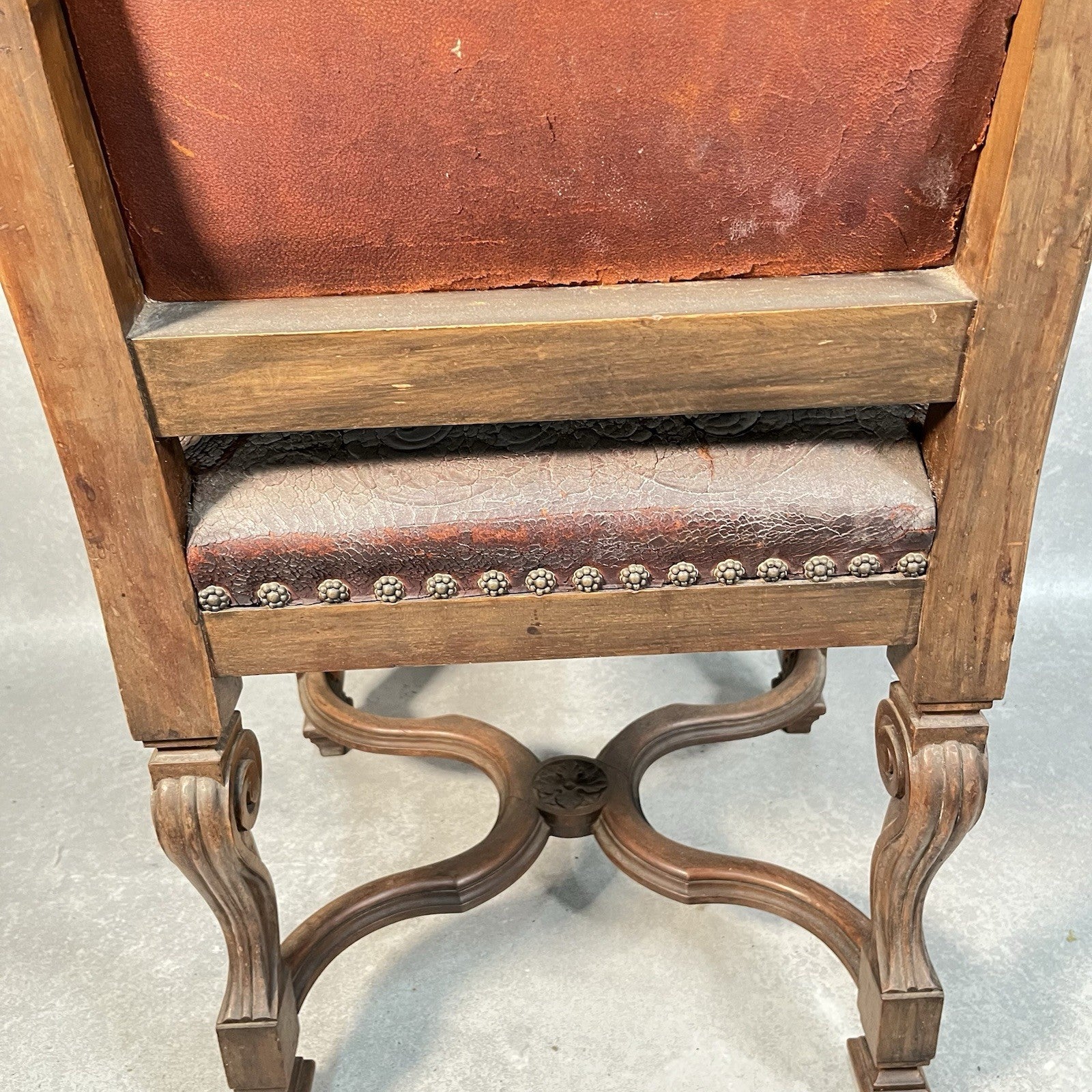 Antique Victorian Renaissance Revival Oak Hall Chair c.1880s Tooled Leather Seat