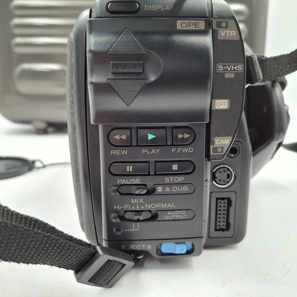 Hitachi VM-S83E S-VHS-C Camcorder with Stereo Mic, Battery, Hard Case & Manual - Used - Untested