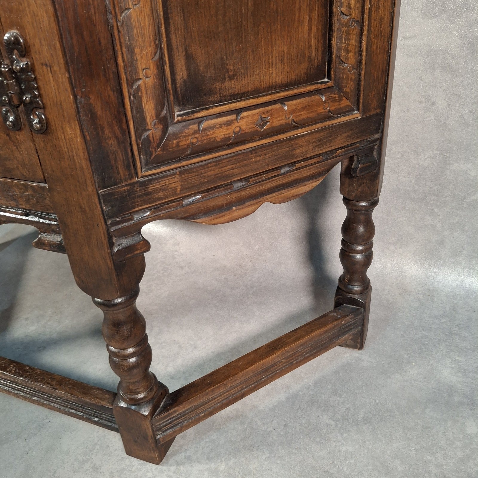 Old Charm Wood Bros Oak Hall Stand Cabinet – Carved Tudor Style Side Cupboard