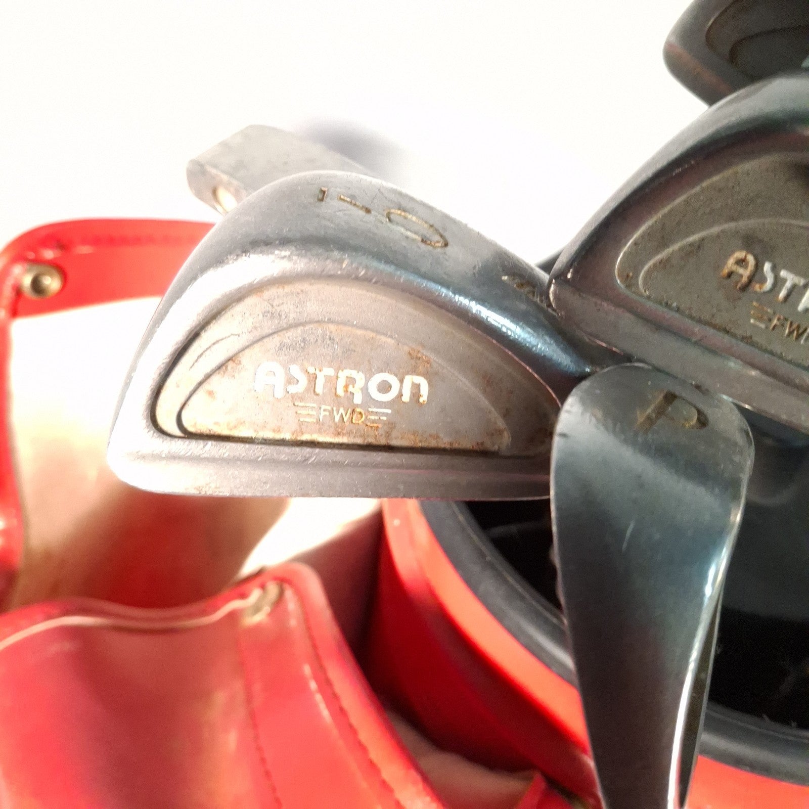 Mizuno Astron FWD Irons 3 4 5 6 8 9 + P & S RH Golf Clubs RH With Retro Bag