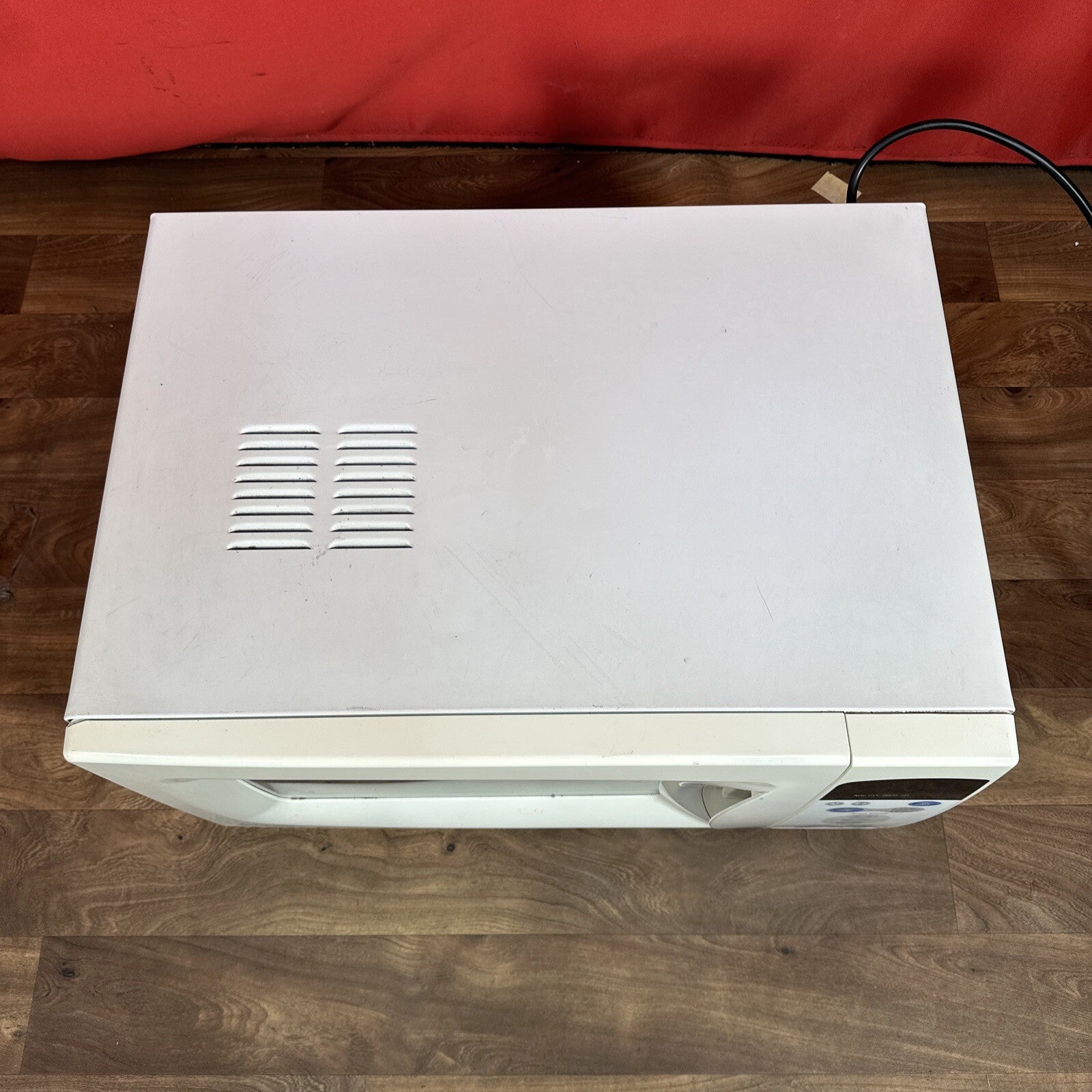 Matsui M150TC Microwave Oven 900w Countertop - White