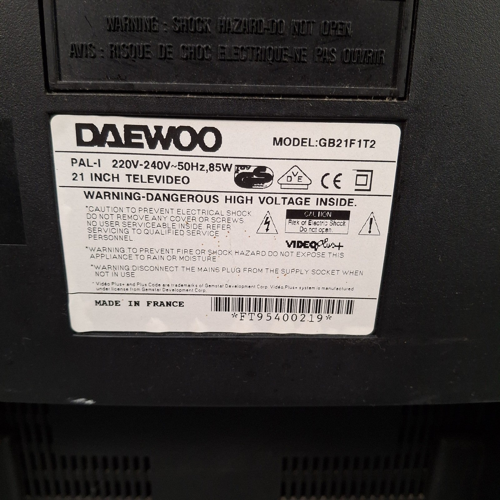 Daewoo GB21F1T2 21” CRT 21” TV for Spares or Repair Retro Gaming Display Prop