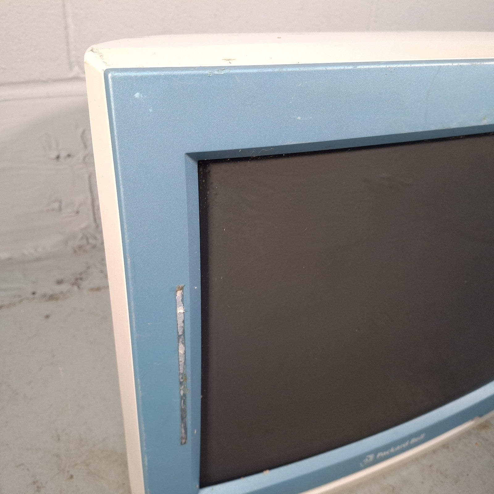 Packard Bell A727 Display Monitor Gaming CRT 17" Prop Spares & Repair
