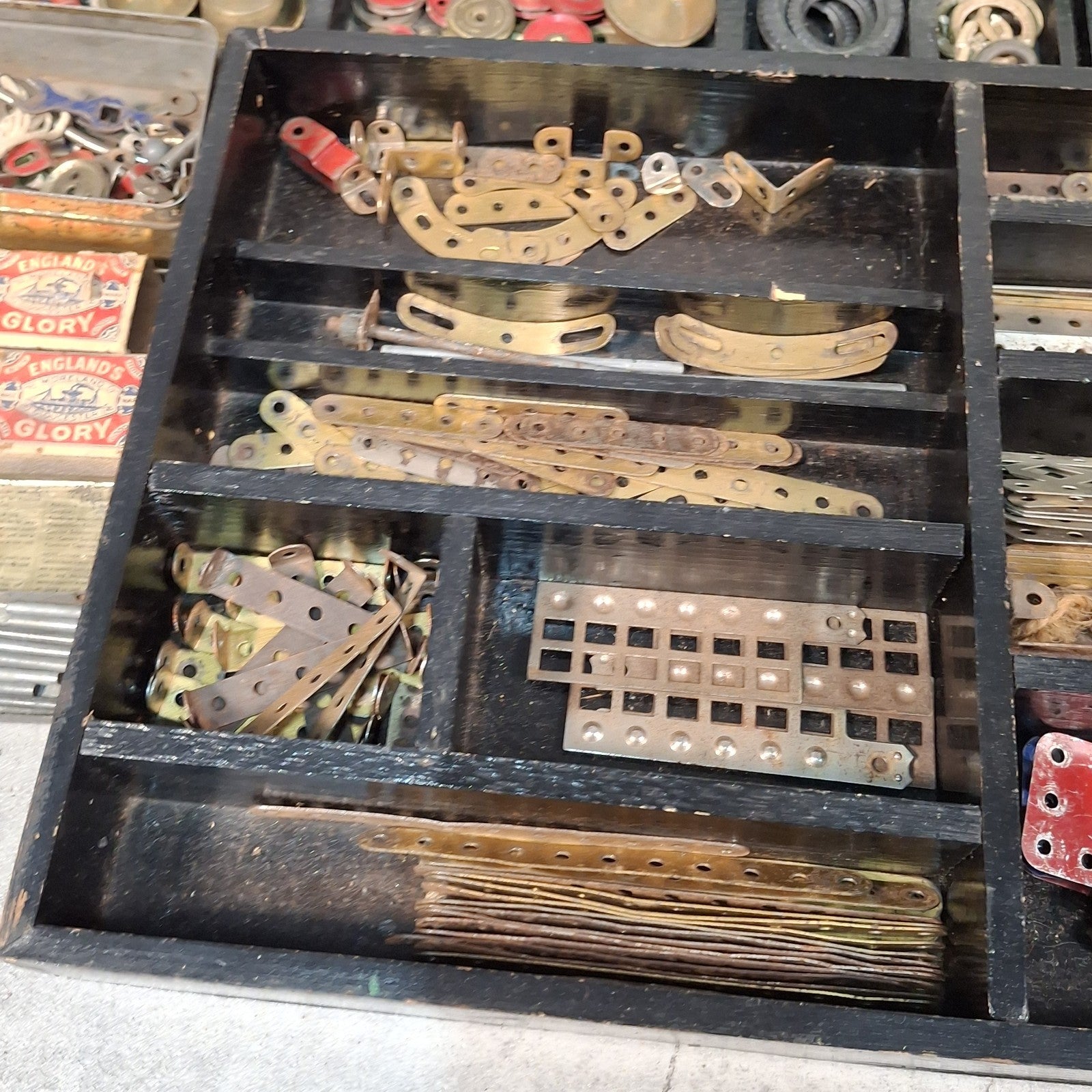 Made In England Meccano 1940s Vintage Set In Original Wooden Box Wheels Plates +