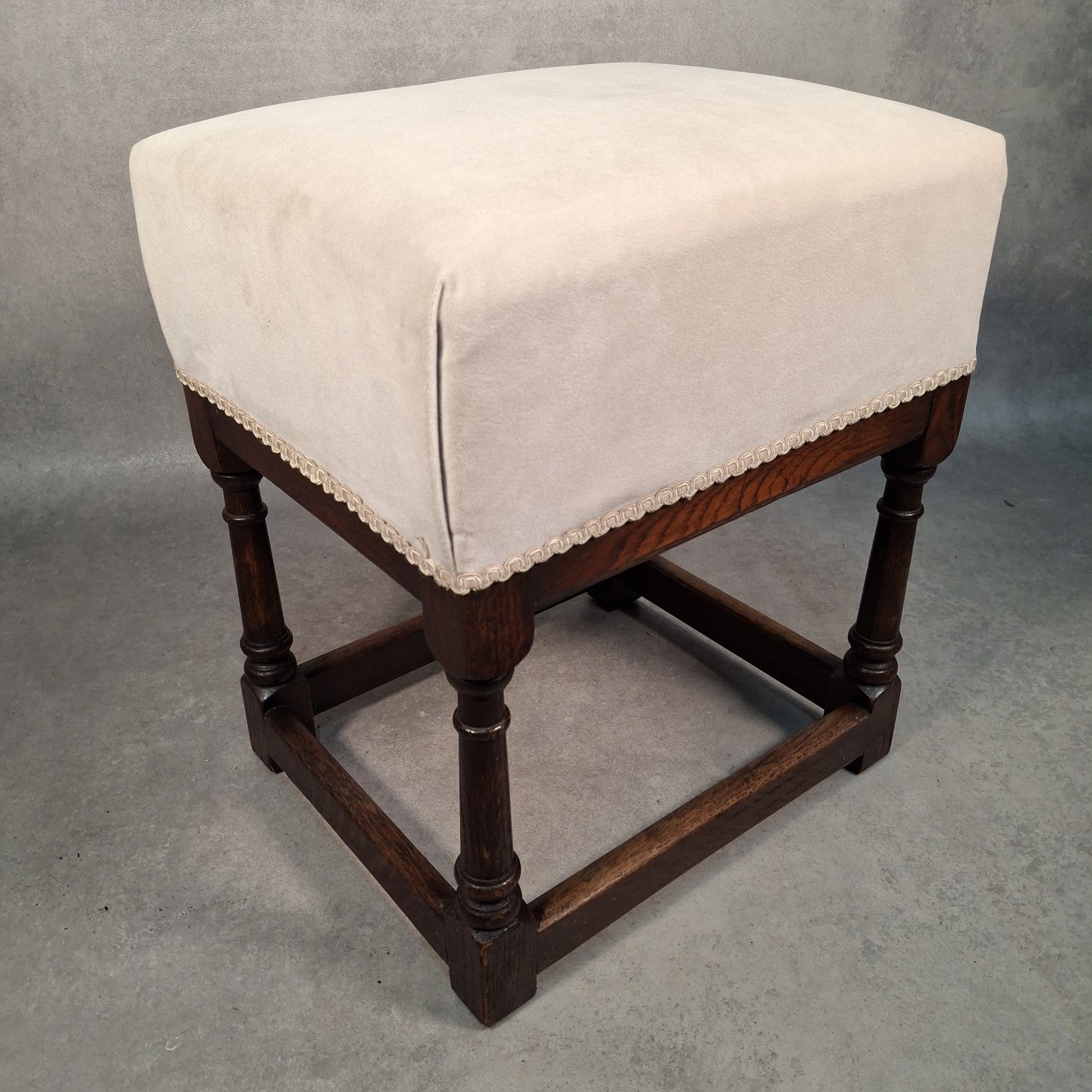 Parker Knoll Vintage Upholstered Footstool Ottoman Turned Legs Stool