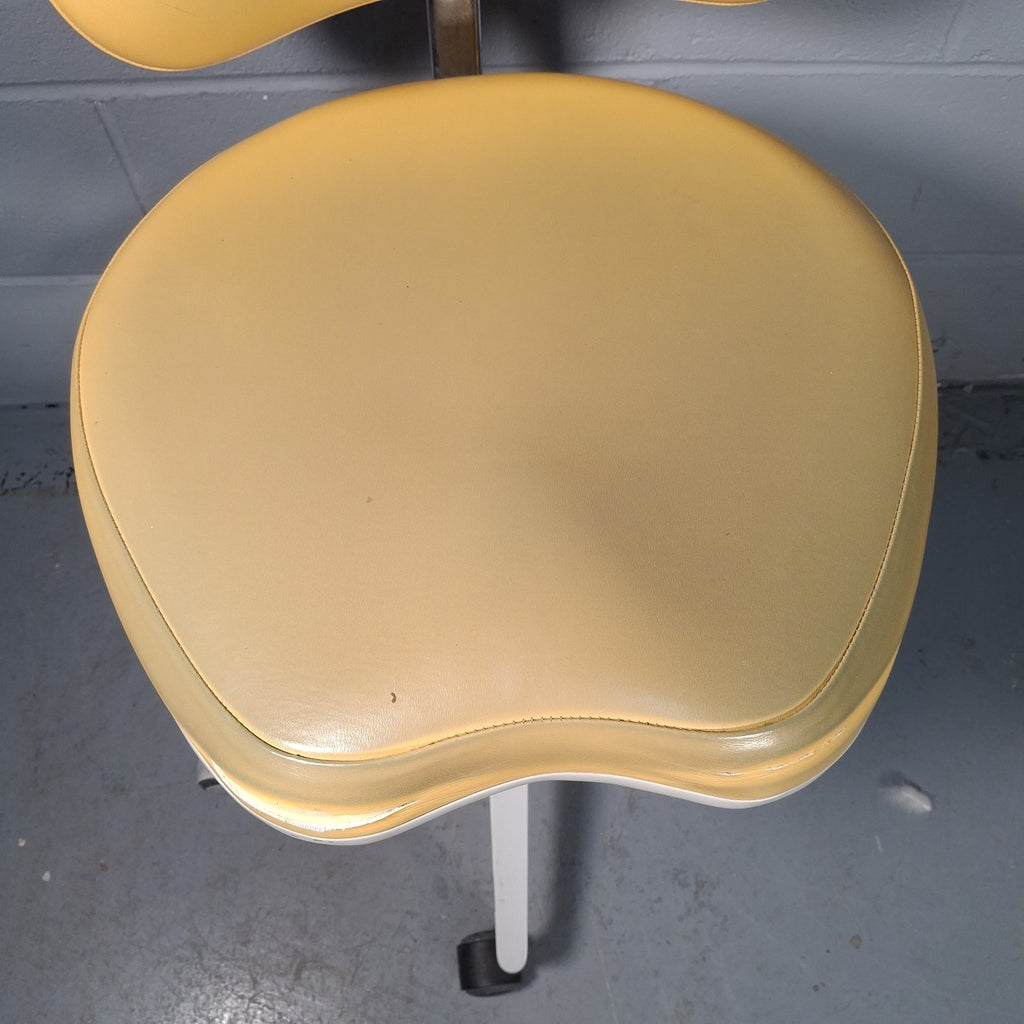 Murray SADV GT Dentist Chair Hydraulic Swivel Yellow