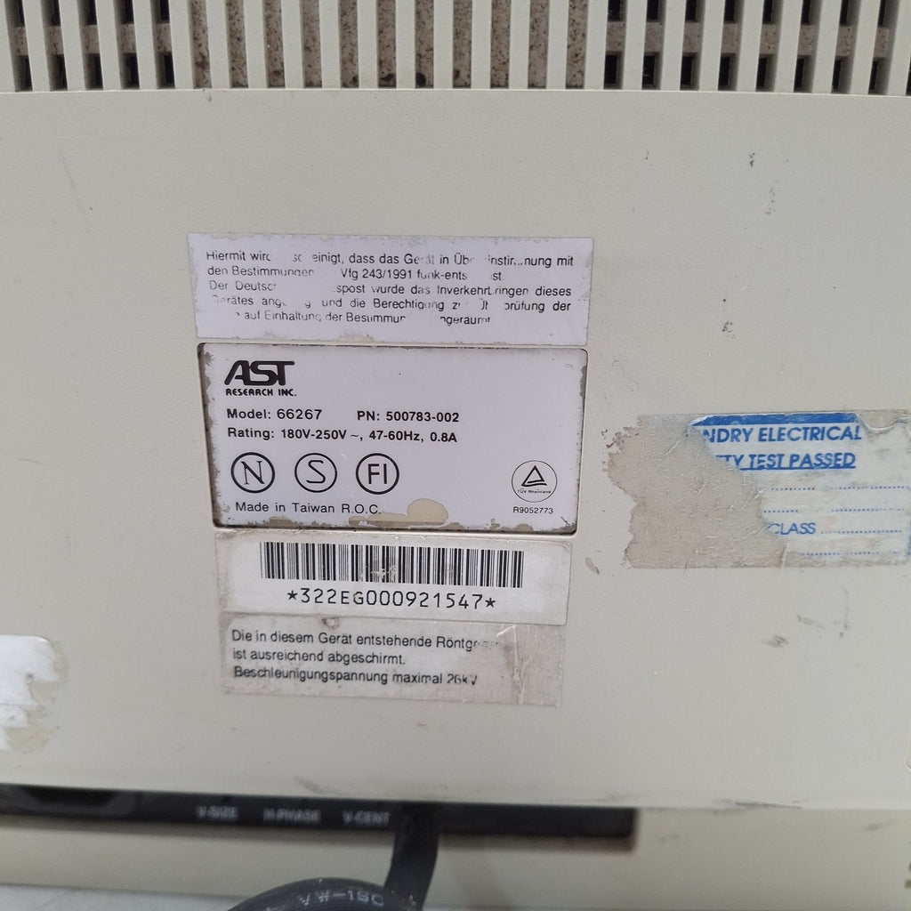 AST Model 66267 SVGA CRT Monitor | Vintage Beige | Faulty / Spares or Repairs | Used