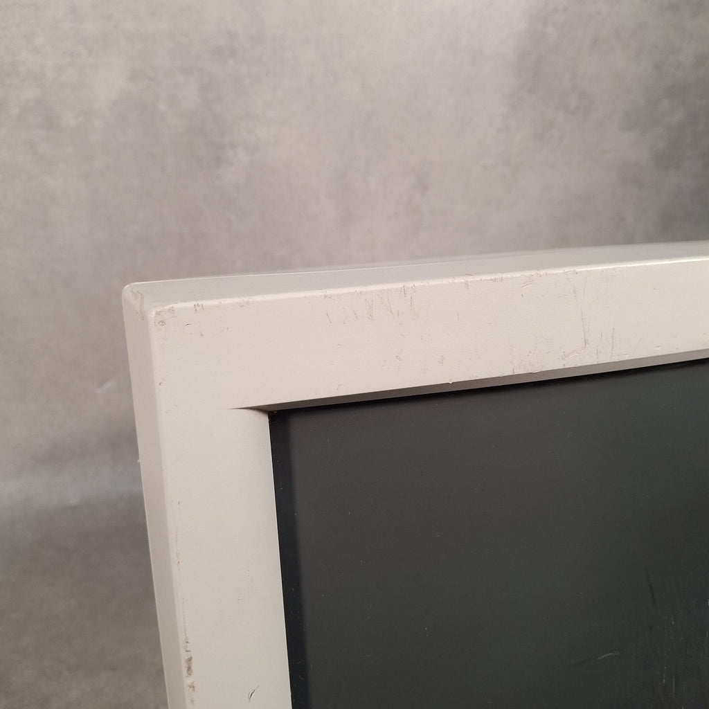 Samsung SyncMaster 753S 17" CRT VGA Monitor | 2002 | Retro PC | Used | No Power Cable
