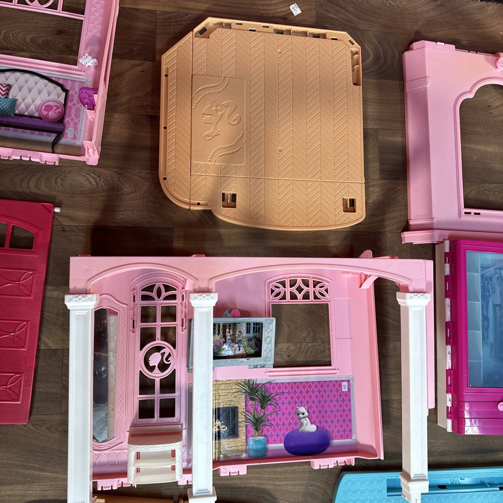 Mattel Barbie Dream House | Vintage Dolls House | Used | Parts Unknown
