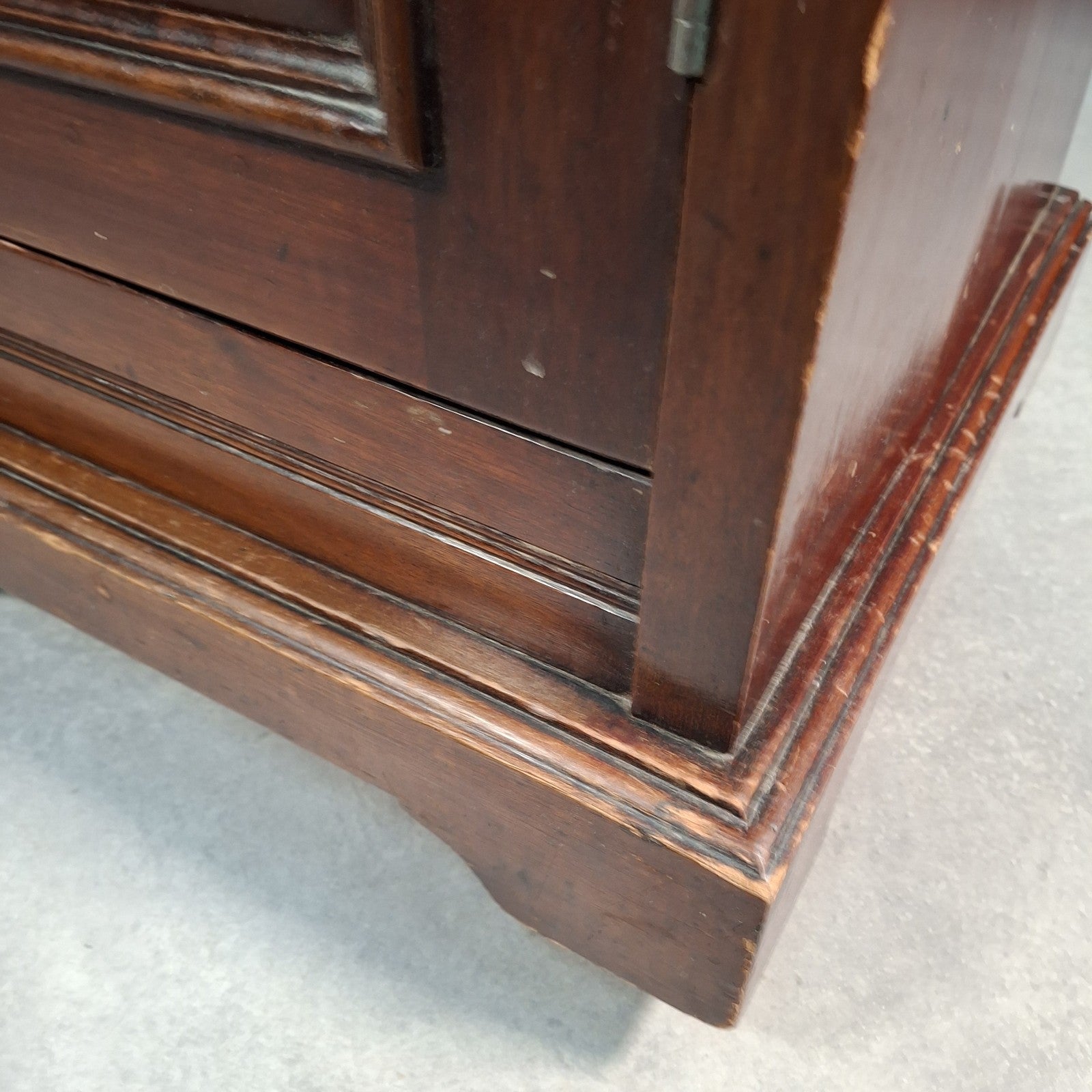 Antique 10” 78rpm Gramophone Record Cabinet on Castors Shellac Disc Storage Unit