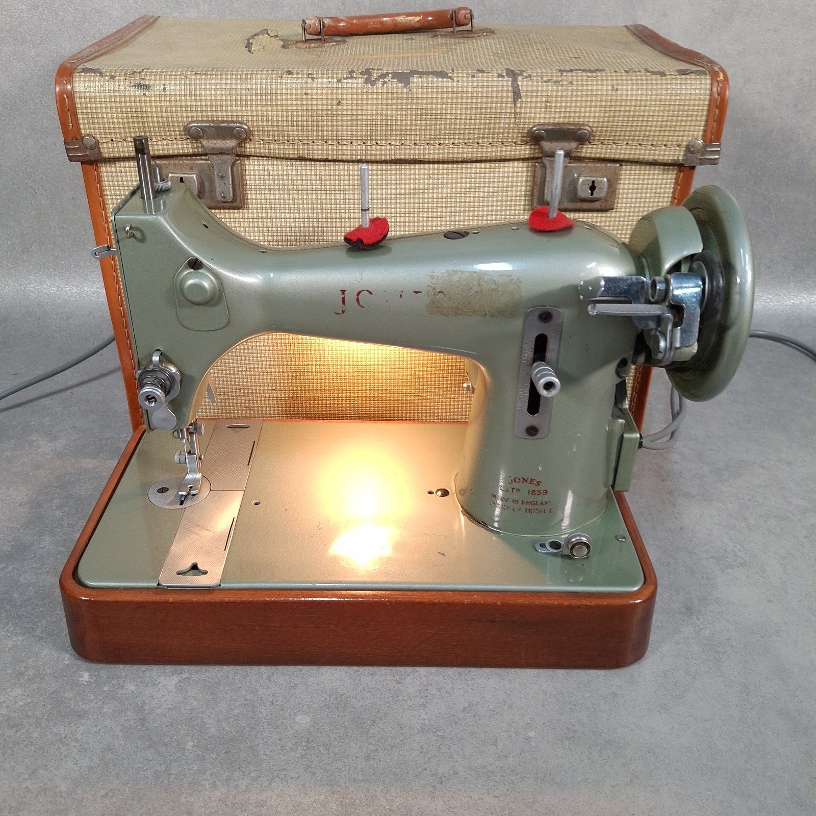 Sewing Machine Jones CS-E Cylinder Shuttle & Case + Manual Plus Extras Vintage