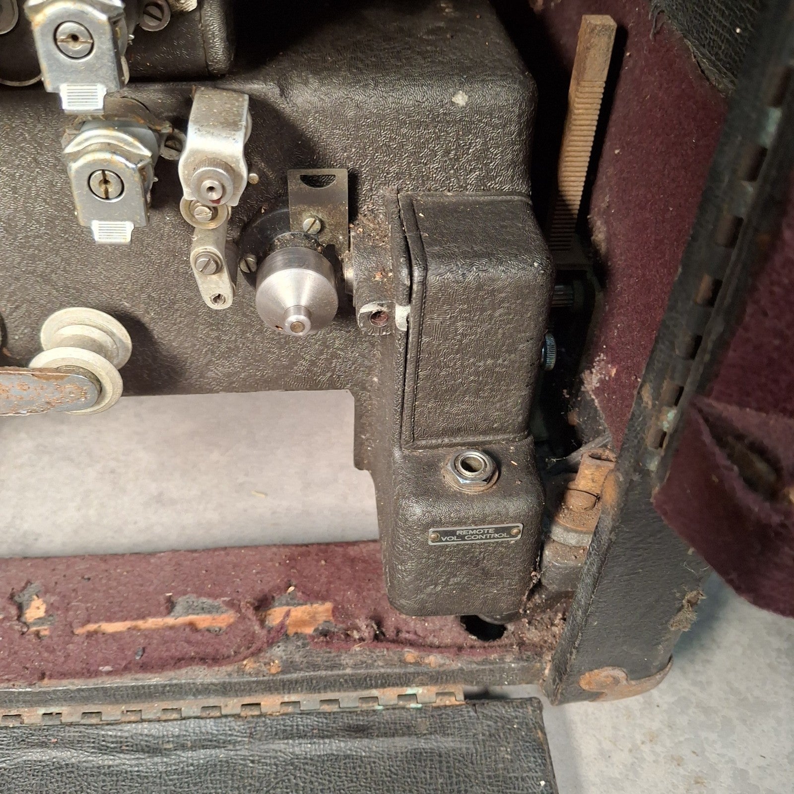 Bell Howell Filmosound Utility 16mm Projector 156 Model A For Spares Repair
