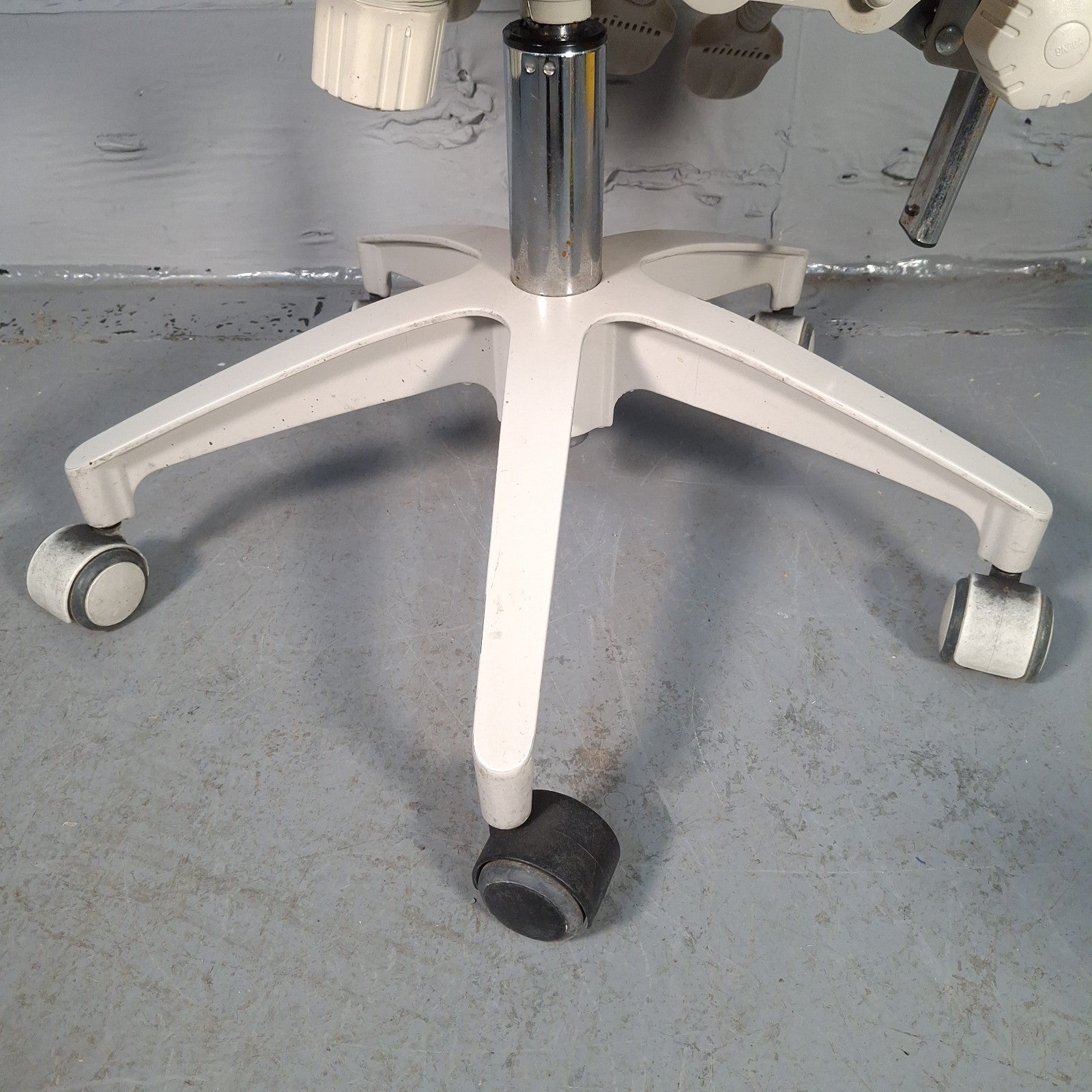 Murray SADV GT Dentist Chair Hydraulic Swivel Yellow