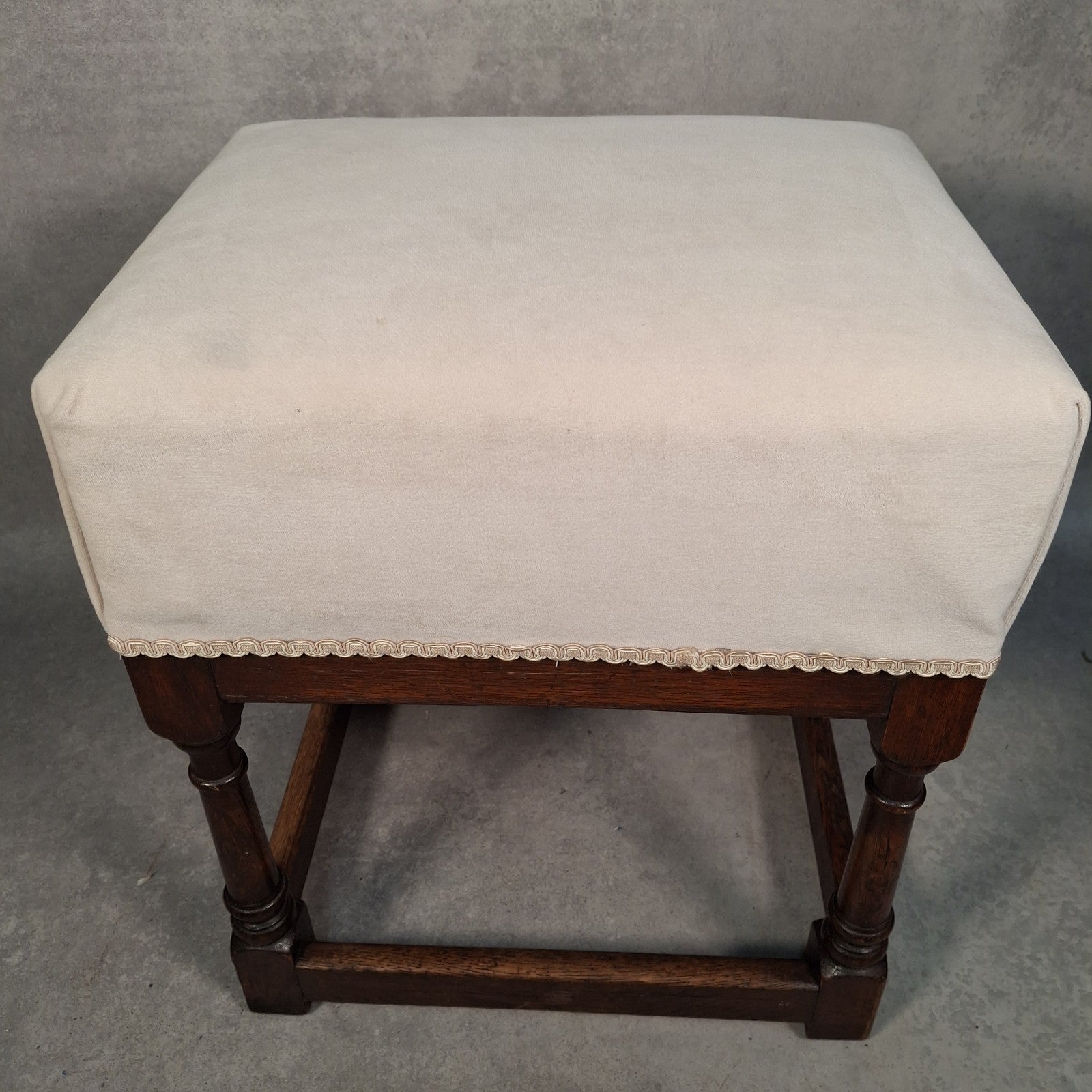 Parker Knoll Vintage Upholstered Footstool Ottoman Turned Legs Stool
