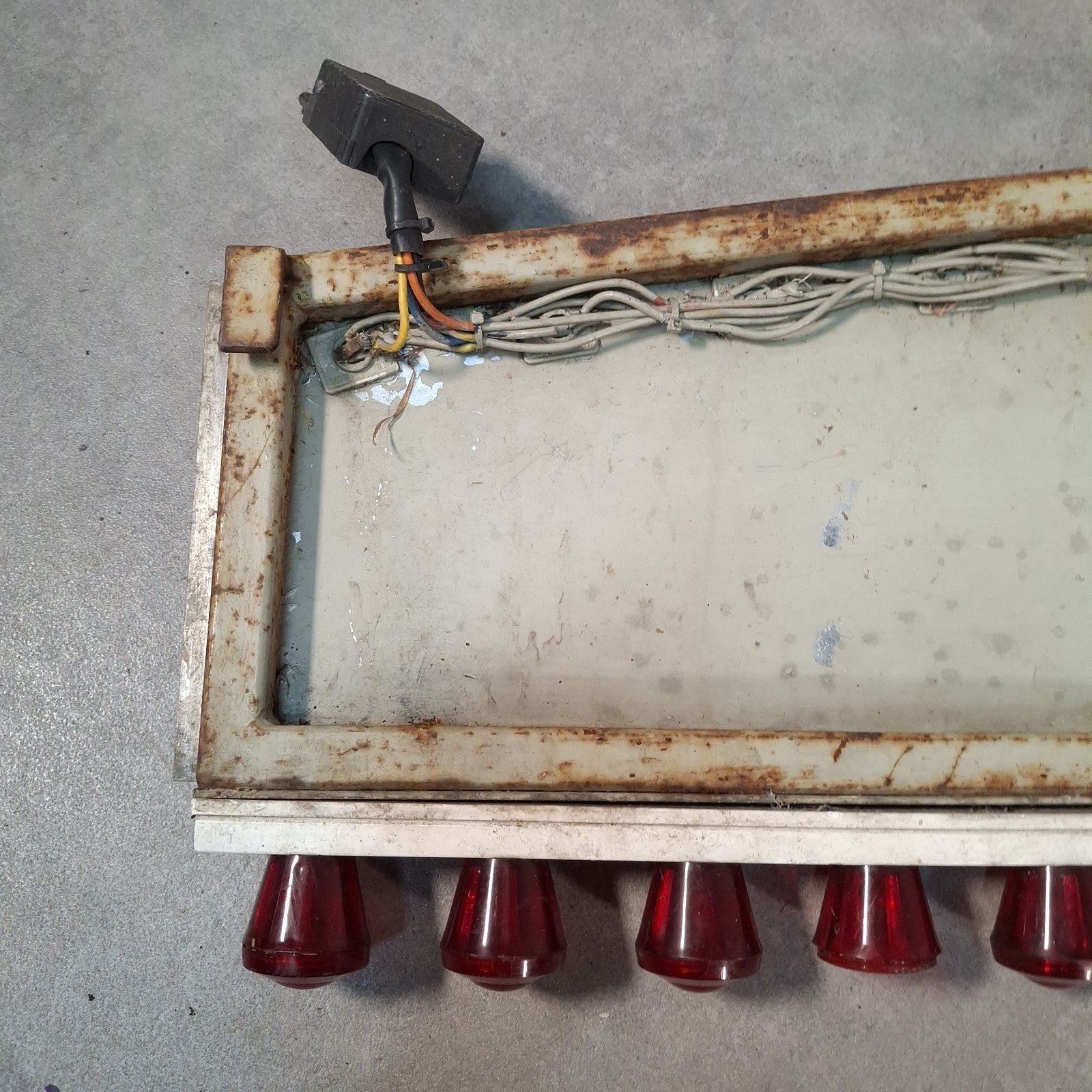 Vintage Fairground “Slots of Fun” Illuminated Lightbox Panel | Arcade Sign | 145cm | Used