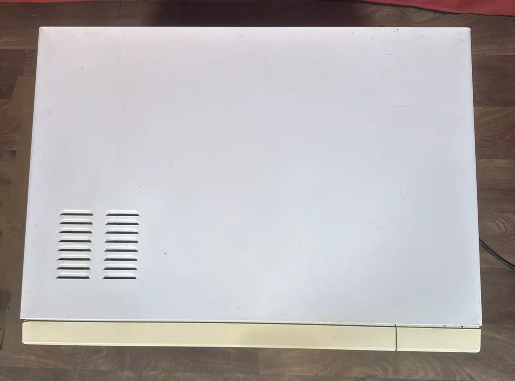 Panasonic NN-6358 700W Microwave Oven | White | Vintage | Used | Includes Manual