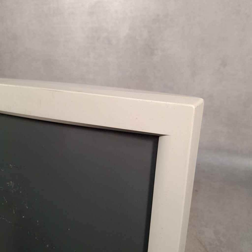 Samsung SyncMaster 753s 17" CRT VGA Monitor | 2002 | Beige | Retro PC & Gaming Display