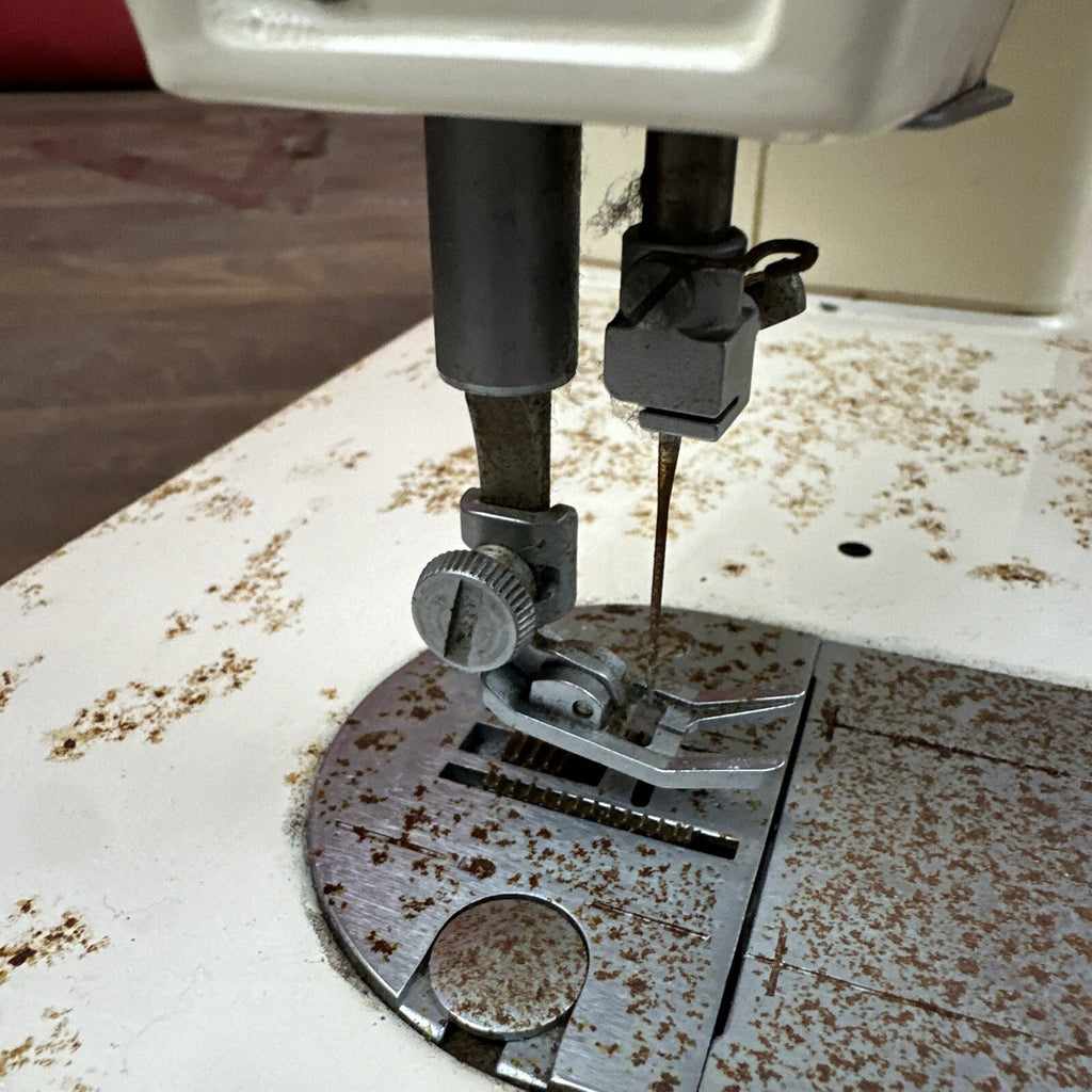 Singer 377 ZigZag Sewing Machine - Used, Untested, No Foot Pedal, For Parts or Restoration