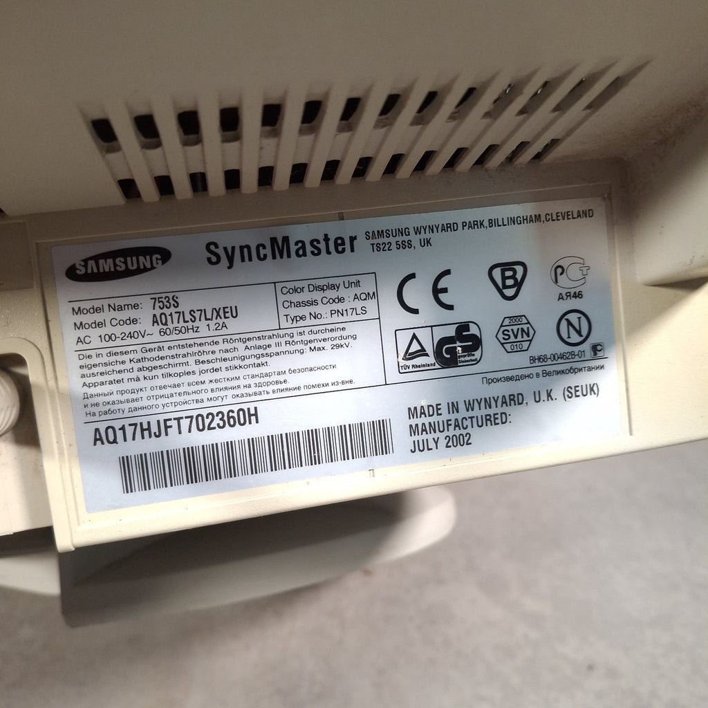 Samsung SyncMaster 753s 17” CRT VGA Monitor 2002 Retro PC Display Gaming UK
