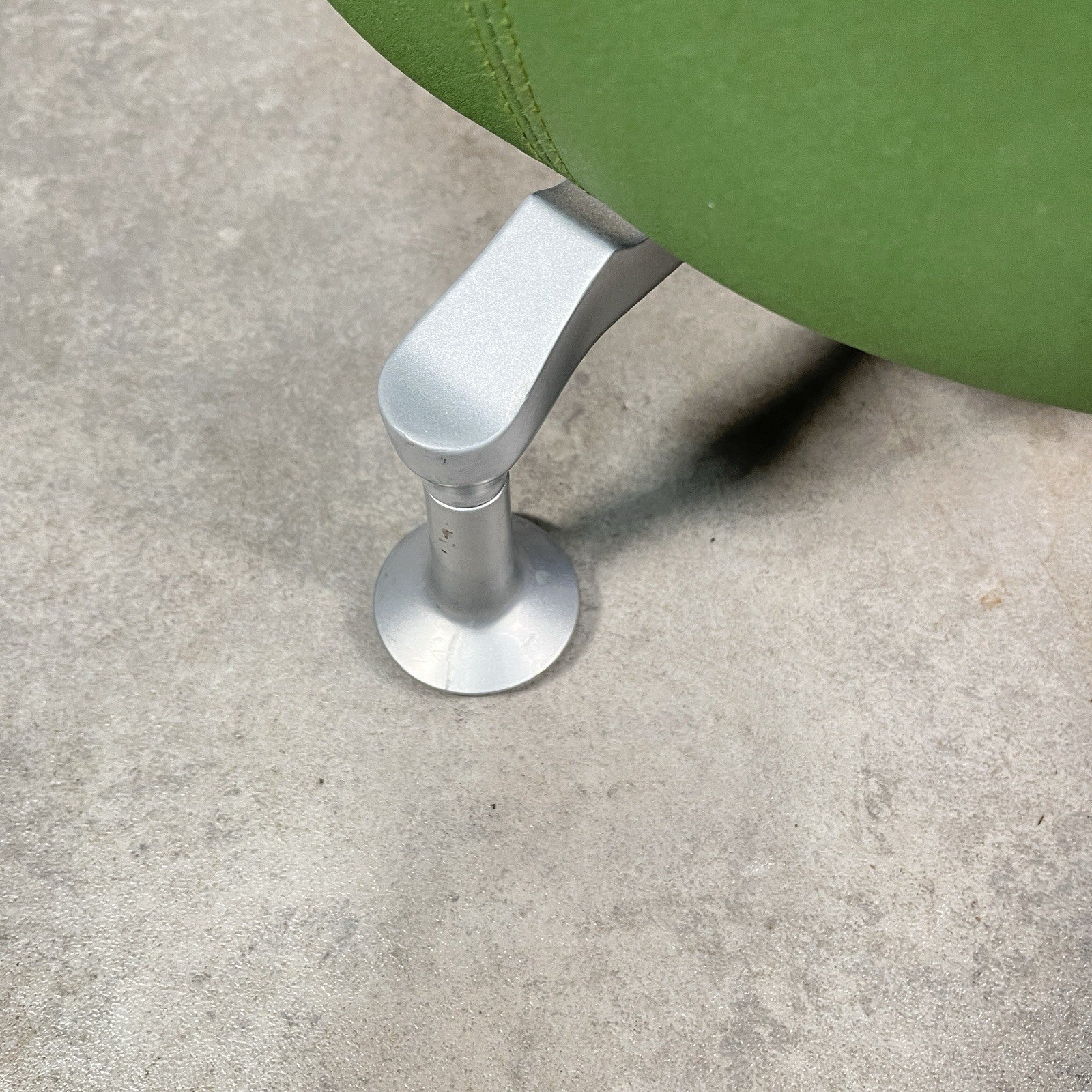 Orangebox POINT-S Soft Seating Ottoman | Green Fabric | Aluminium Legs | 2012 | Used | UK Made