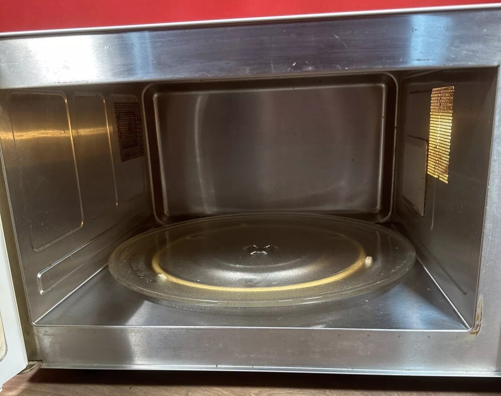 Panasonic NN-6358 700W Microwave Oven | White | Vintage | Used | Includes Manual