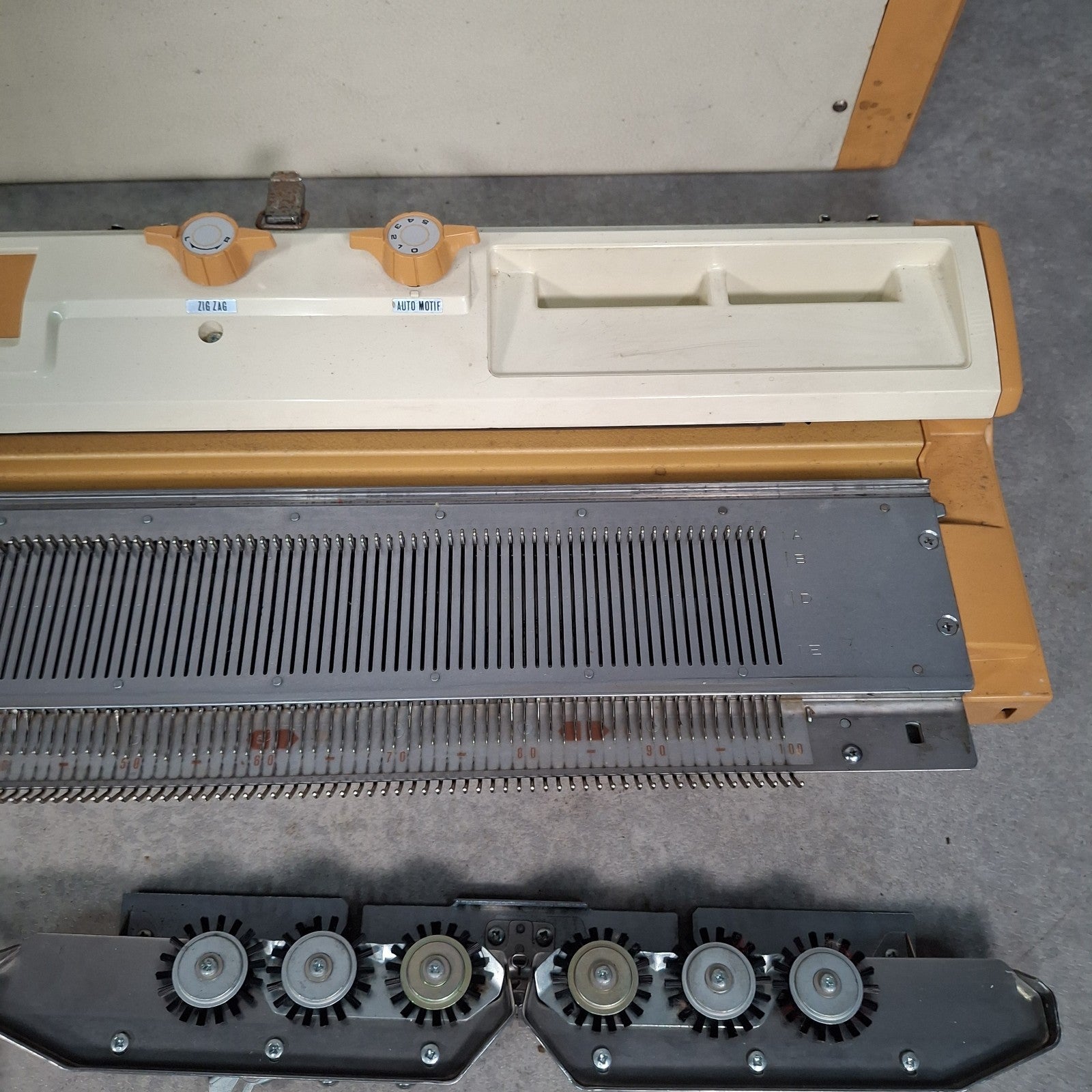 Toyota KS-787 Knitting Machine | Made in Japan | Untested | With Spare Parts