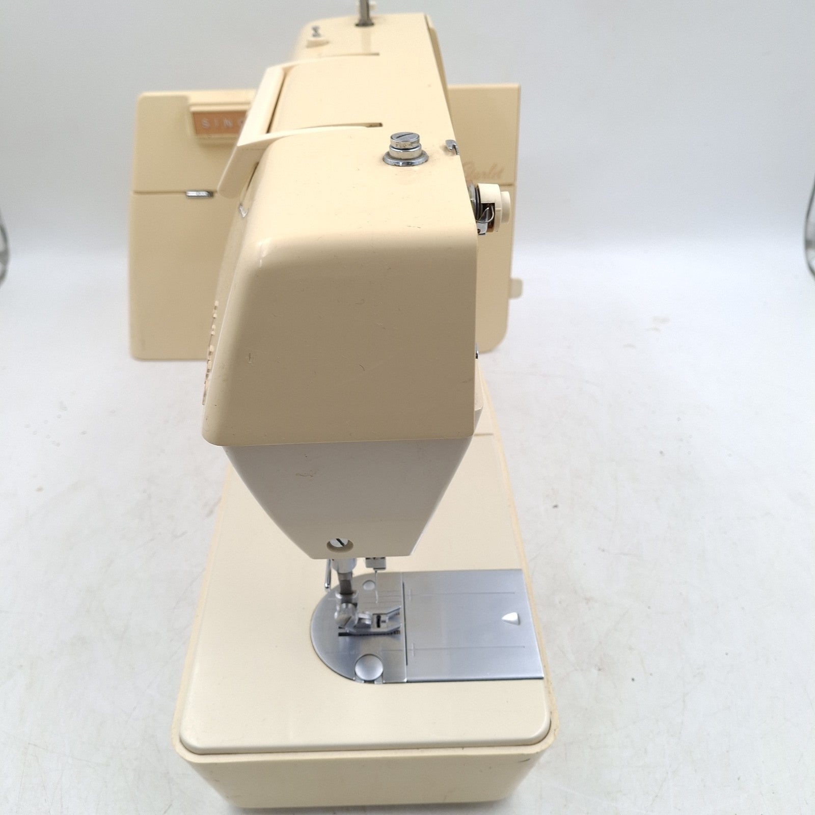 Singer Starlet 353 Vintage Sewing Machine | 1970s | Genie Floral Design | Made in France | Used