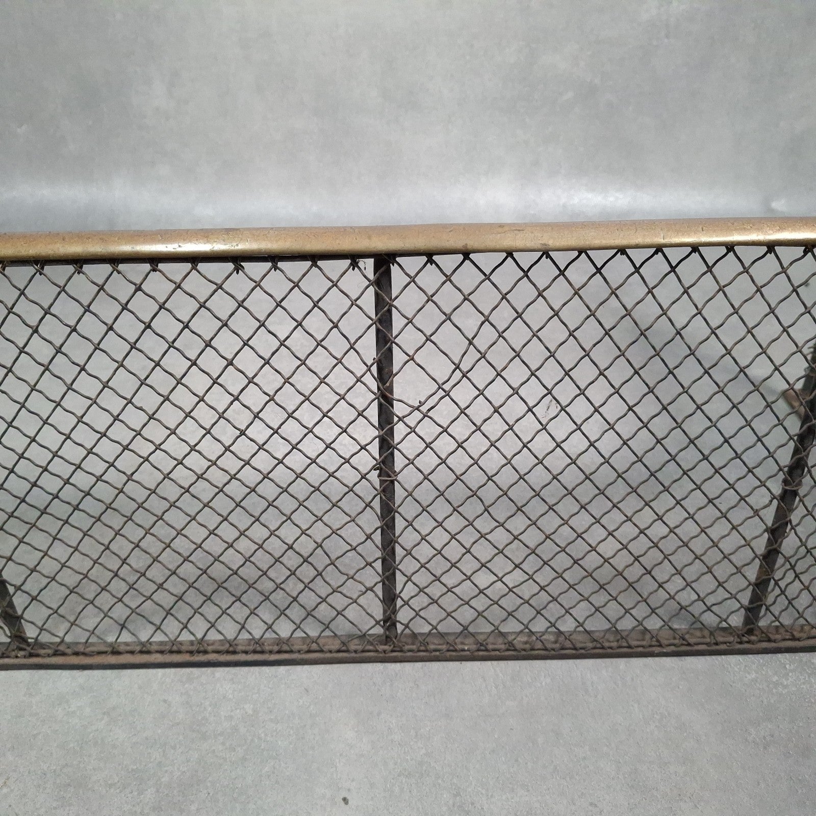 Antique 19th Century Nursery Spark Guard Brass Rim & Wire Mesh Fireplace Screen