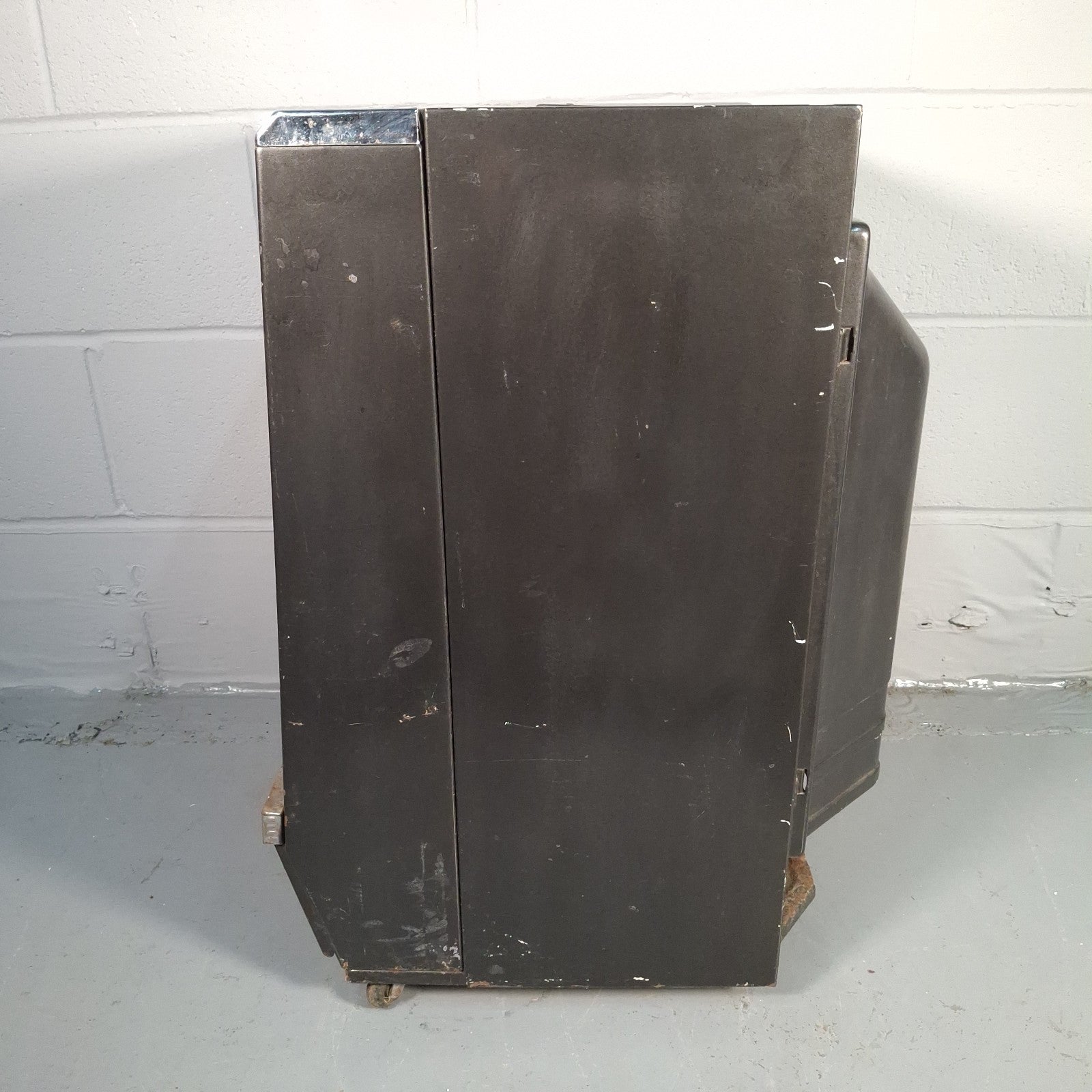 Agni Clutomatica Portable Gas Space Heater Vintage Prop