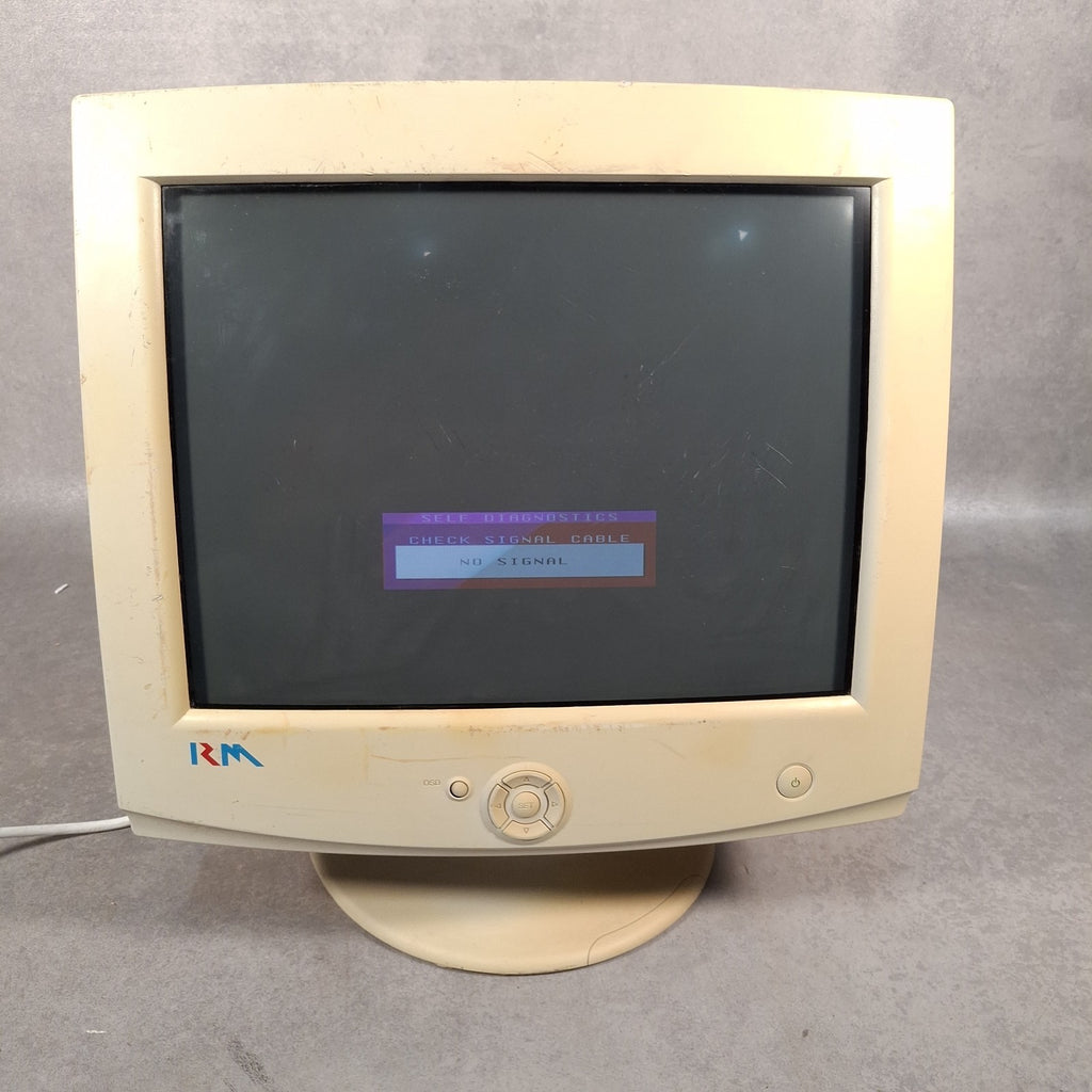 CRT Monitor 17” VGA Retro Gaming PC RM RM700-A Beige 2001