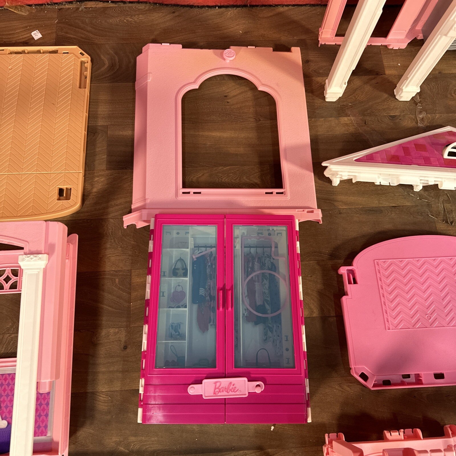 Mattel Barbie Dream House | Vintage Dolls House | Used | Parts Unknown