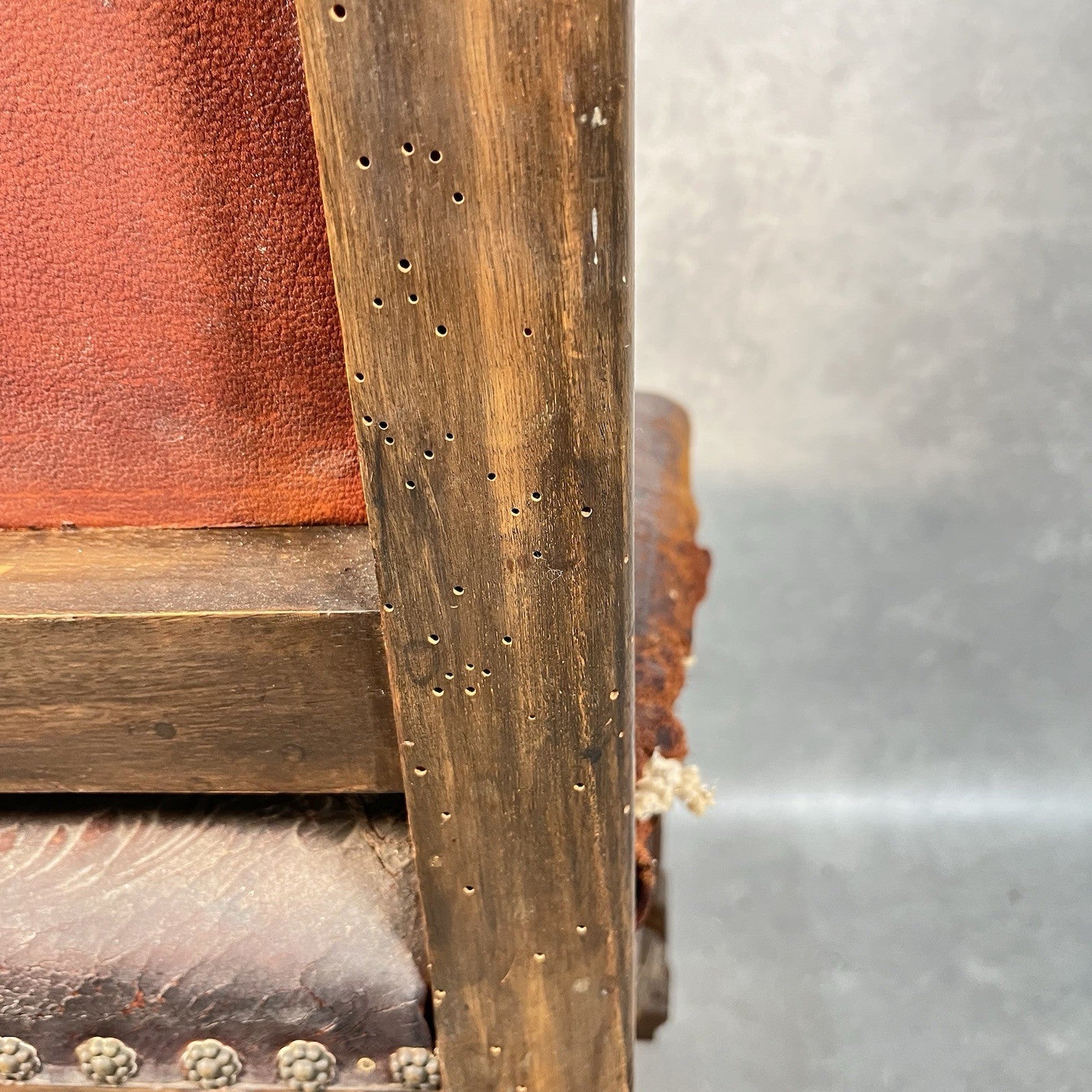 Antique Victorian Renaissance Revival Oak Hall Chair c.1880s Tooled Leather Seat