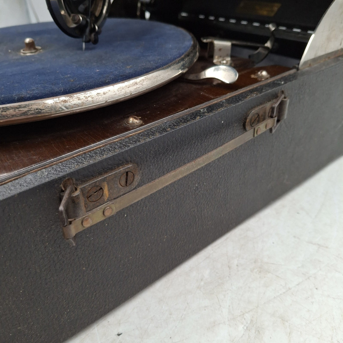 Columbia 202 Portable Wind-Up Gramophone | Vintage Antique 1920s | Used