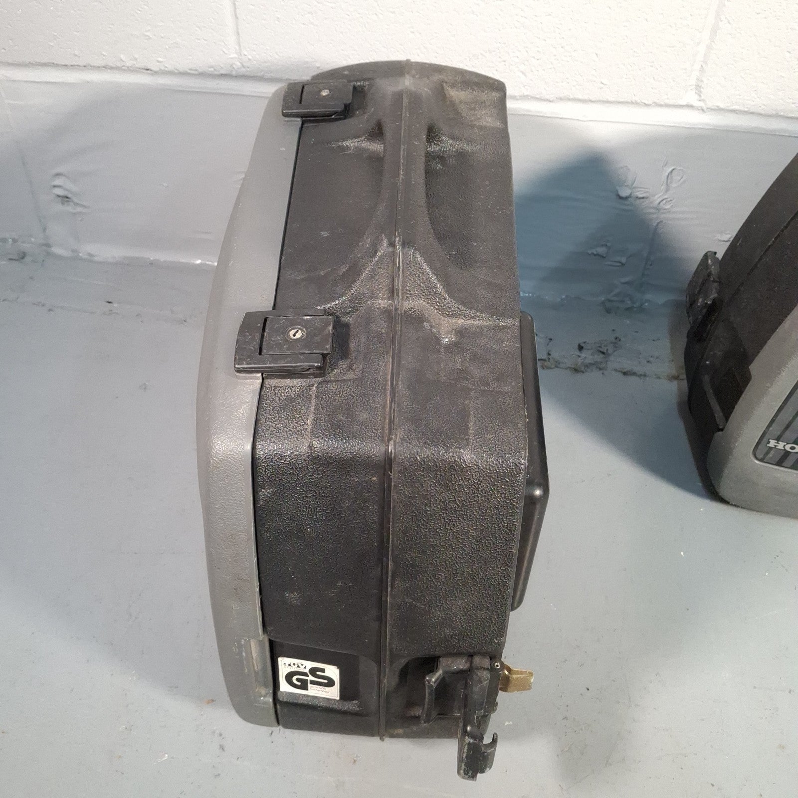 Honda OEM Hardshell Motorcycle Panniers | Believed CB750 Late 1990s-2000s | No Keys | Used