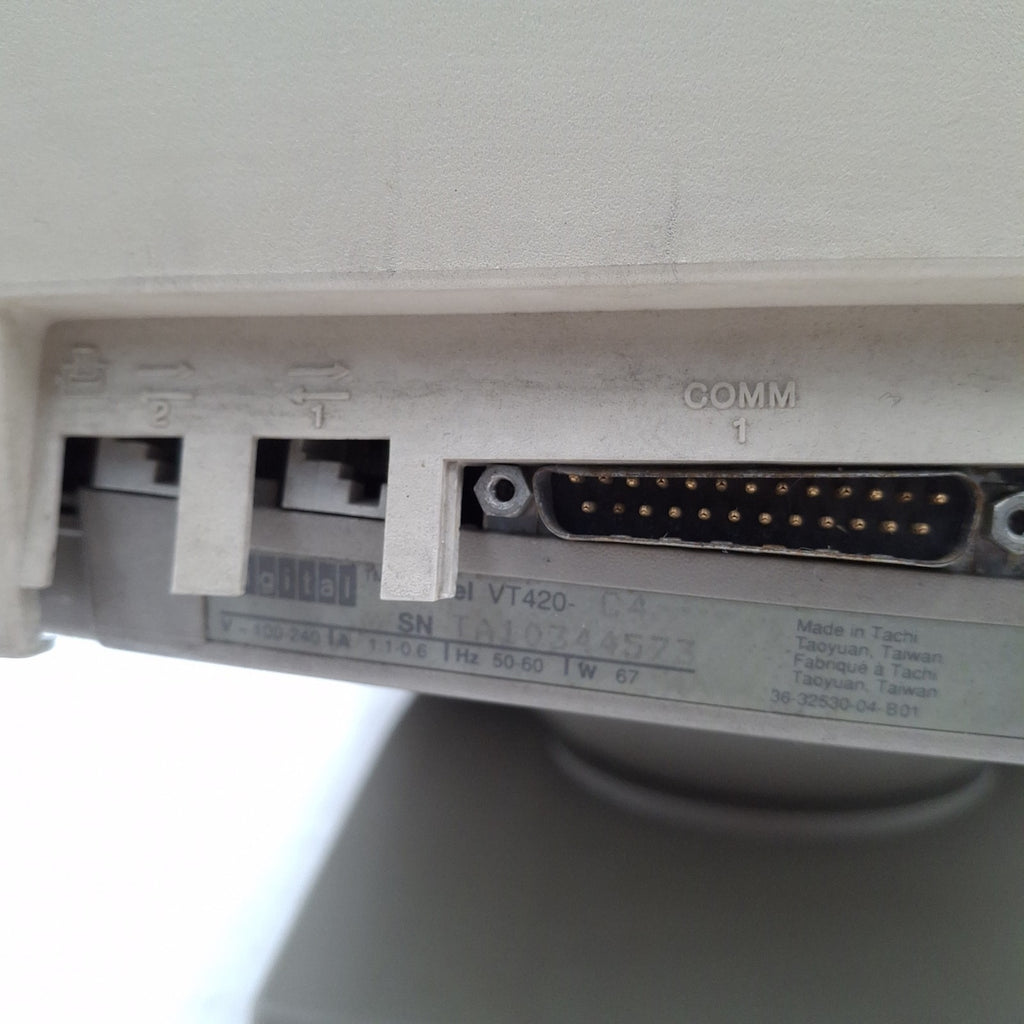 DEC Digital VT420 CRT Video Terminal 13.5" | Faulty / No Power | Spares or Repairs | Used