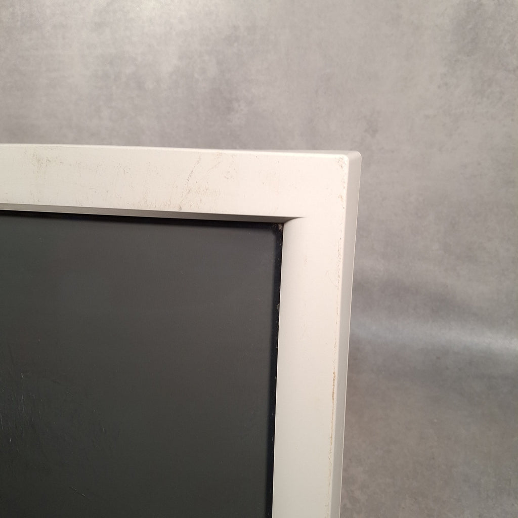 Samsung SyncMaster 753S 17" CRT VGA Monitor | 2002 | Retro PC | Used | No Power Cable
