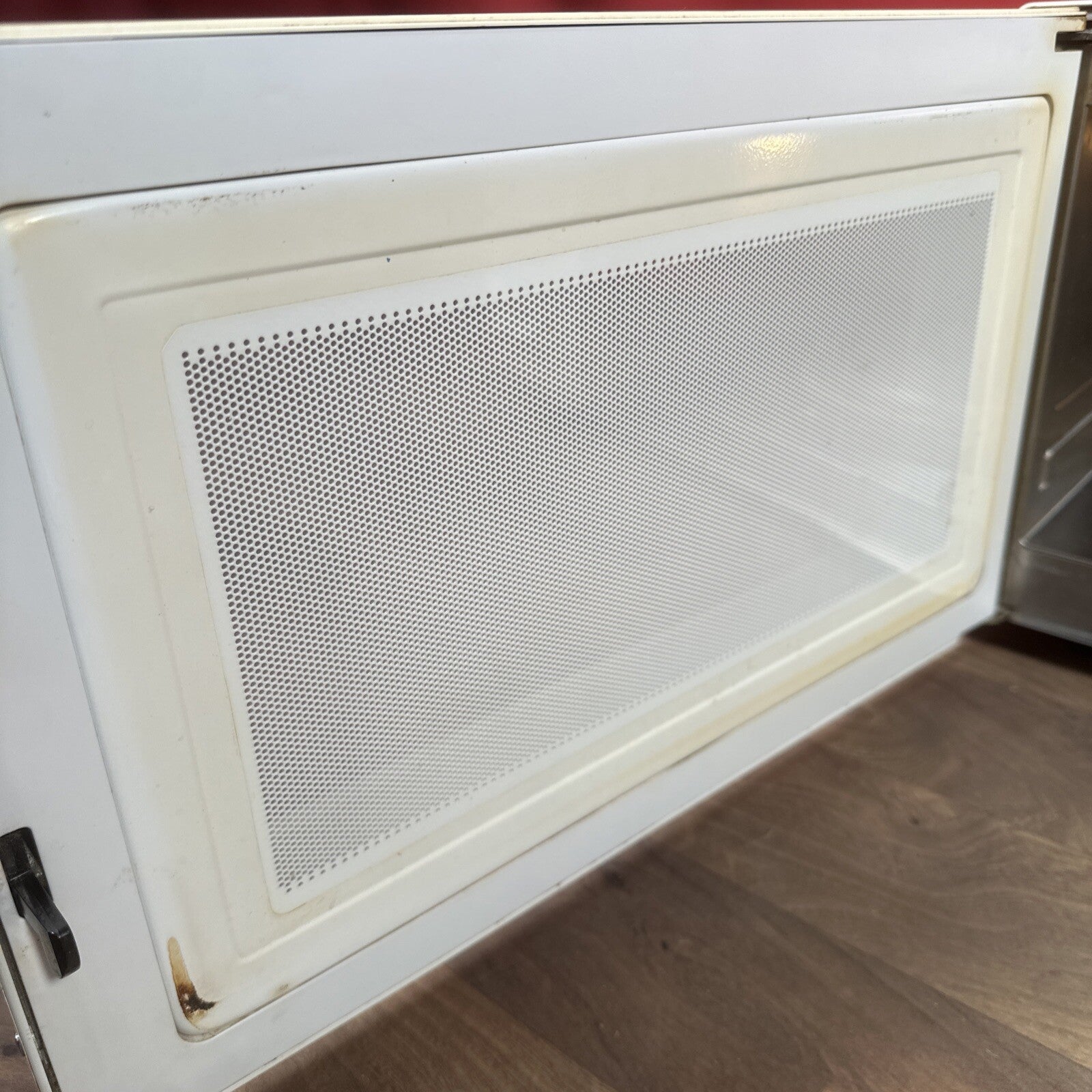 Panasonic NN-6358 700W Microwave Oven | White | Vintage | Used | Includes Manual
