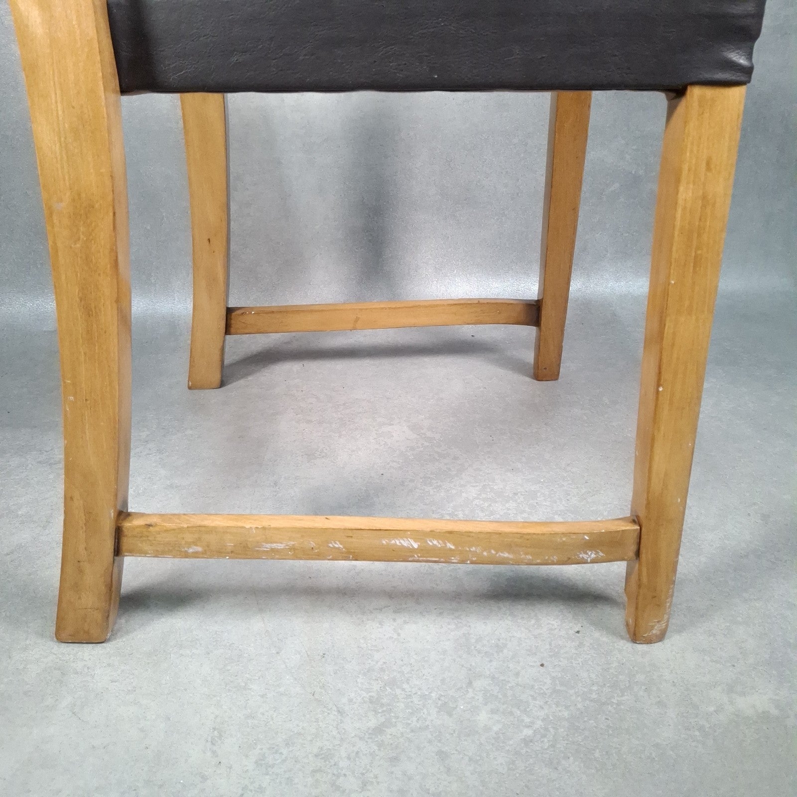 Dining Chair Vintage Brown Faux Leather Wooden Frame Retro Café Pub Restaurant