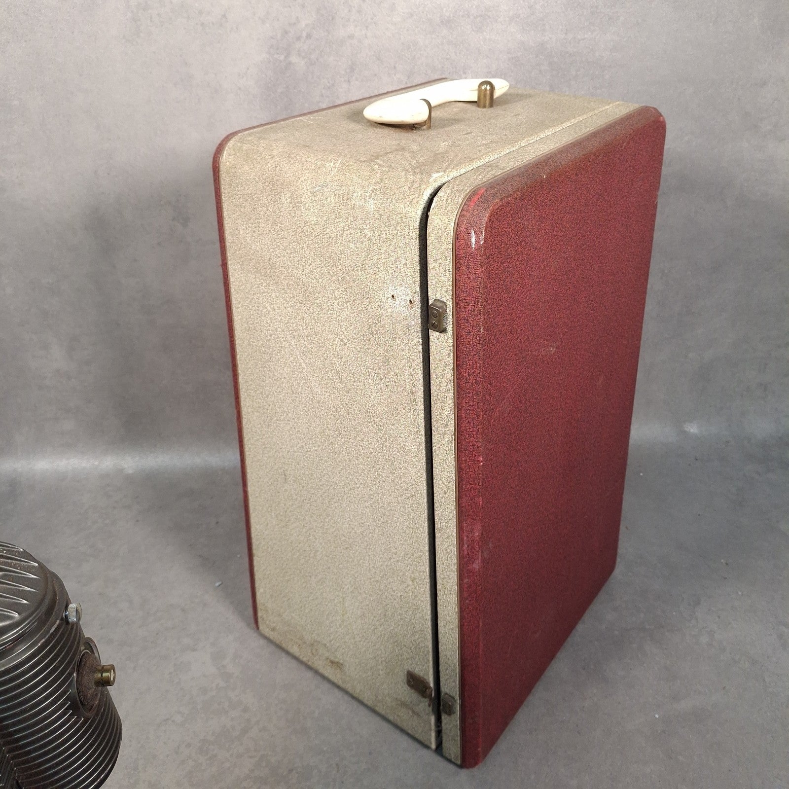 1957 Vintage Cirse Sound 8mm Cine Film Projector in Speaker Case Spares Repairs