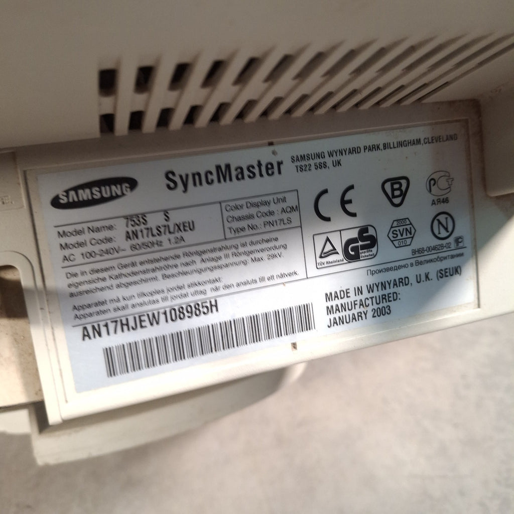 Samsung SyncMaster 753s 17" CRT Monitor | VGA | Retro PC | Used | Beige | 2002