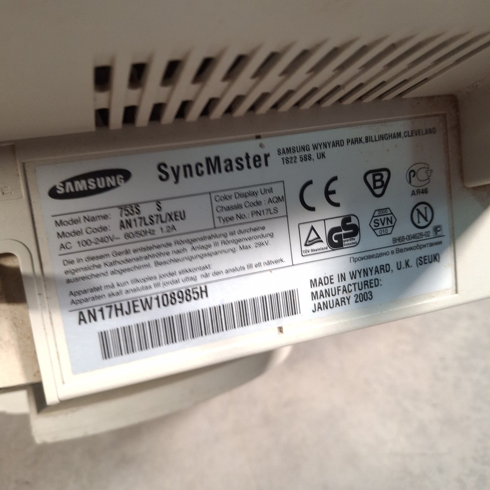 Samsung SyncMaster 753s 17" CRT Monitor | VGA | Retro PC | Used | Beige | 2002
