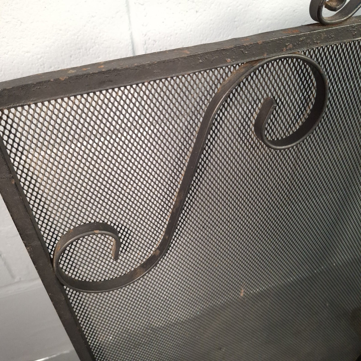 Vintage Wrought Iron Fire Spark Guard Screen with Scroll Decoration – Dark Bronze, 63cm x 58cm | Used