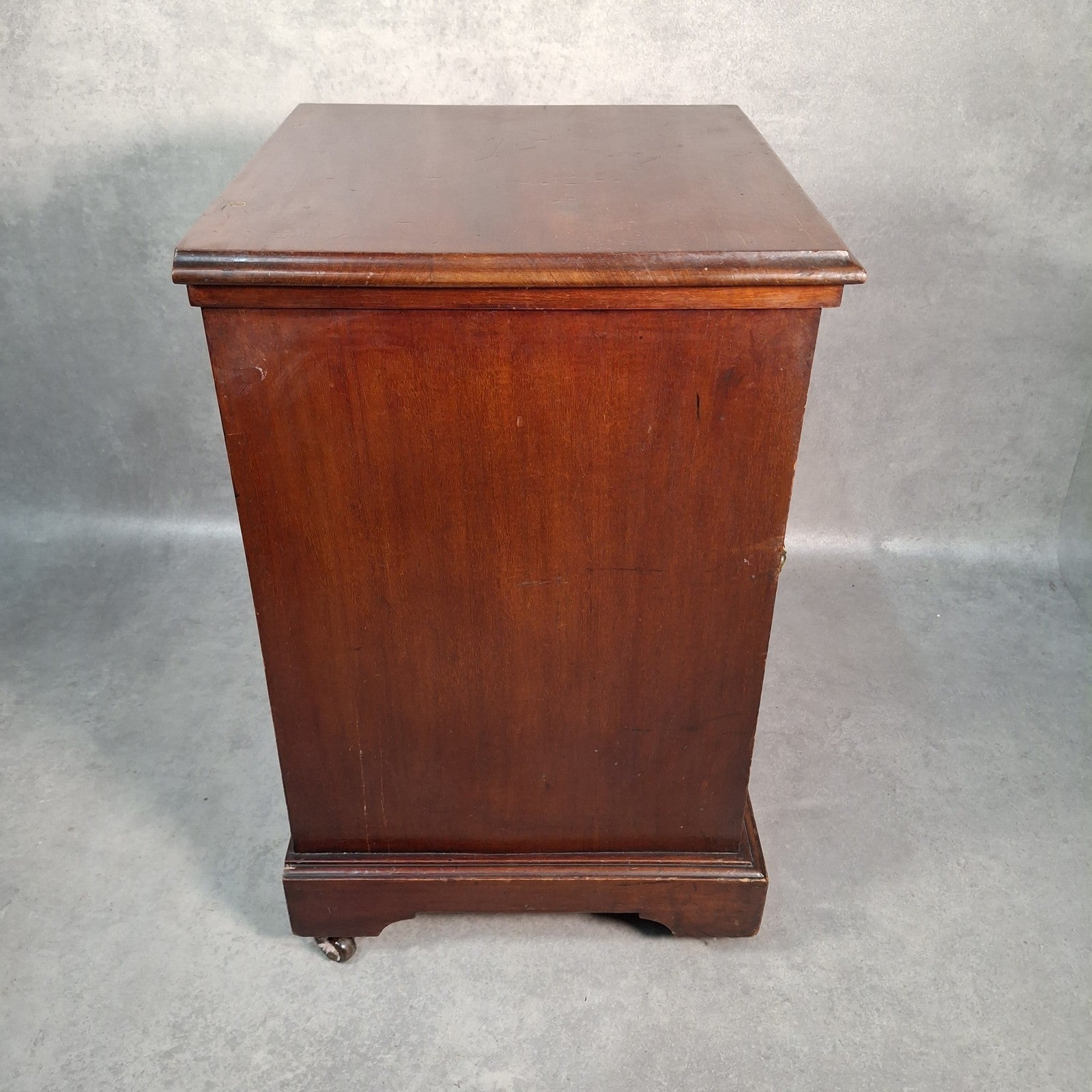 Antique 10” 78rpm Gramophone Record Cabinet on Castors Shellac Disc Storage Unit